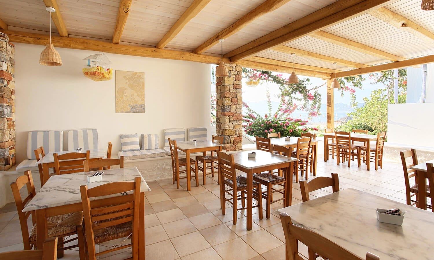 AEOLOS-KOUFONISI-Breakfast-terrace