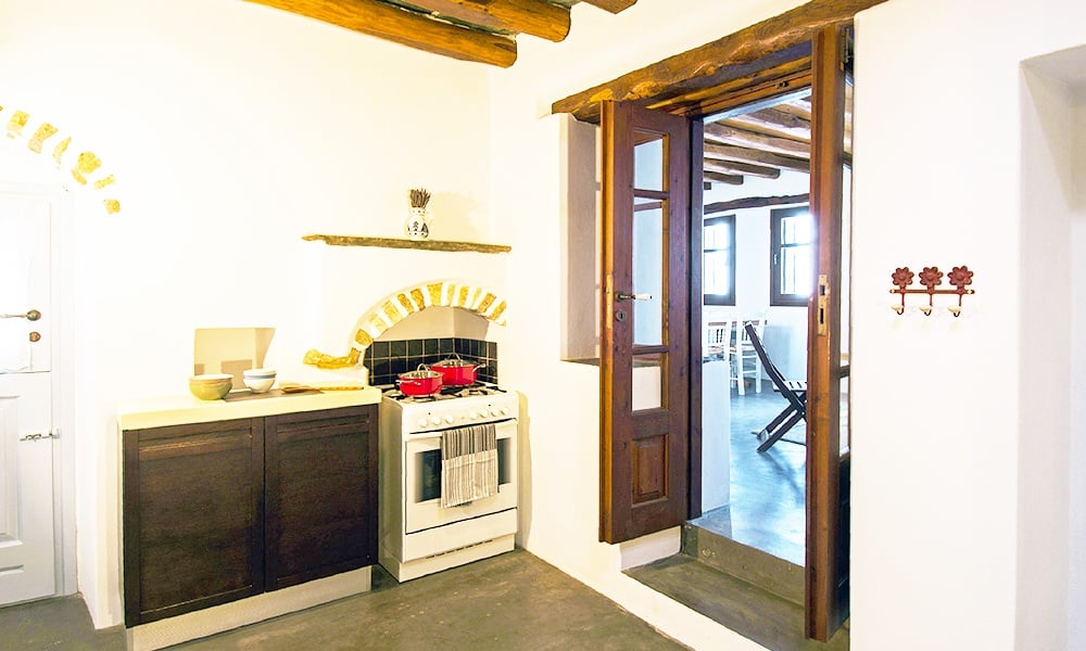 ALOSANTHOS-Kitchen-II