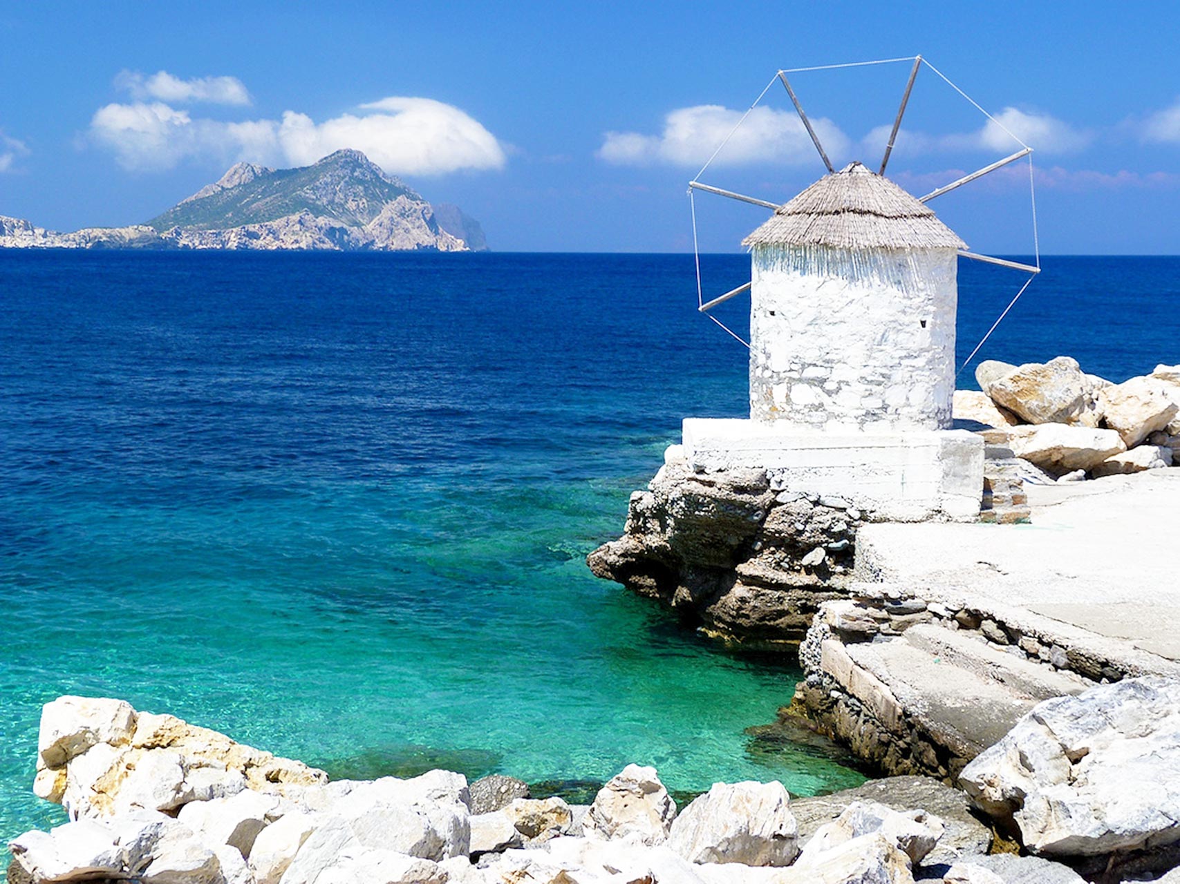 AMORGOS-Mulino-sul-mare