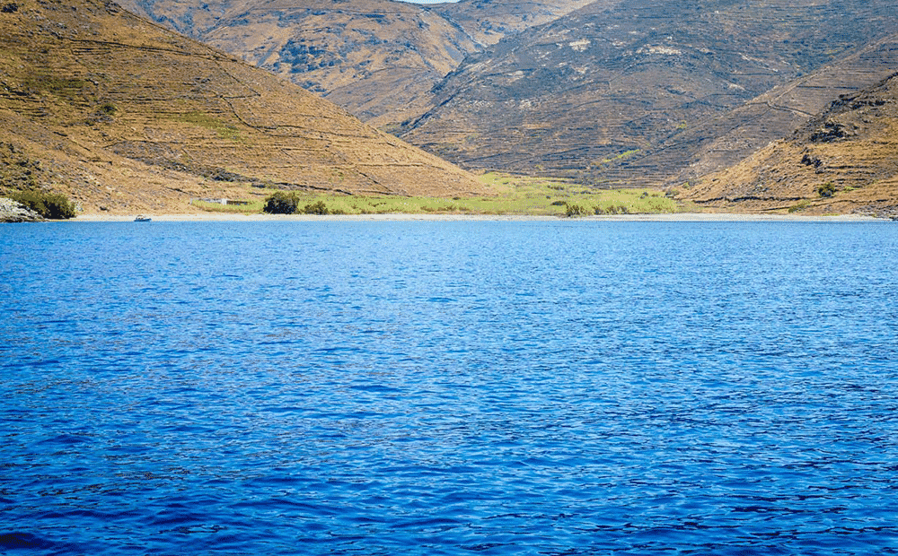 KARAVAS-Serifos-beach