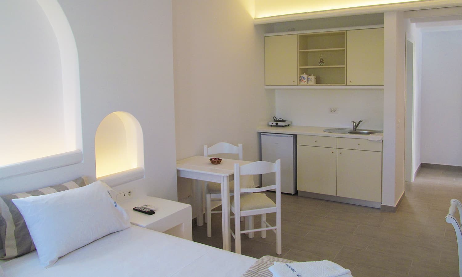 PARAPORTI Hotel a Folegandros