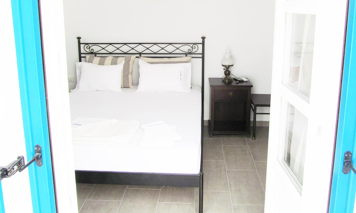 PARAPORTI-Superior-Terrace-3330