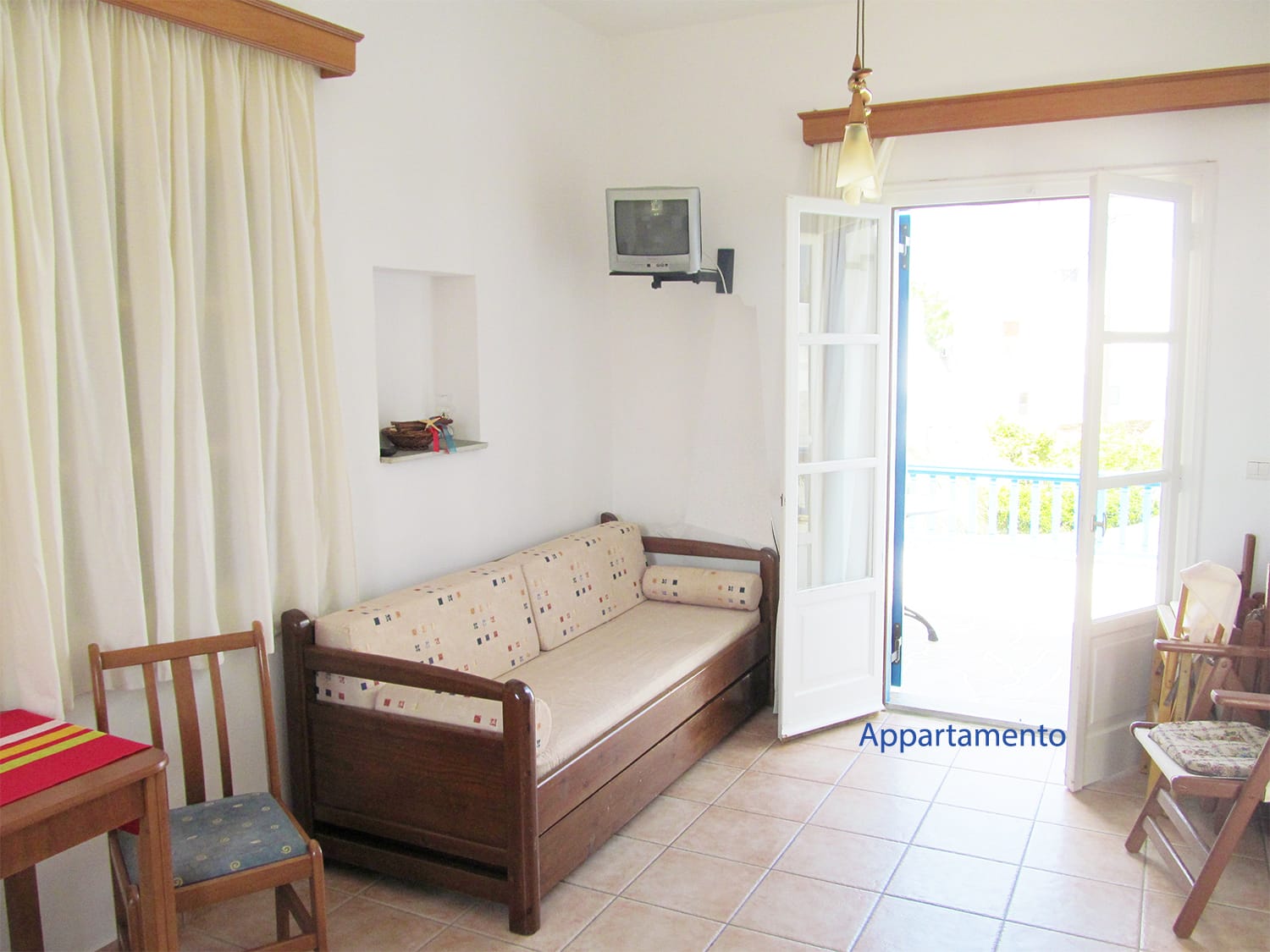 PARAPORTI-Traditional-Apartment-2964-SCRITTA