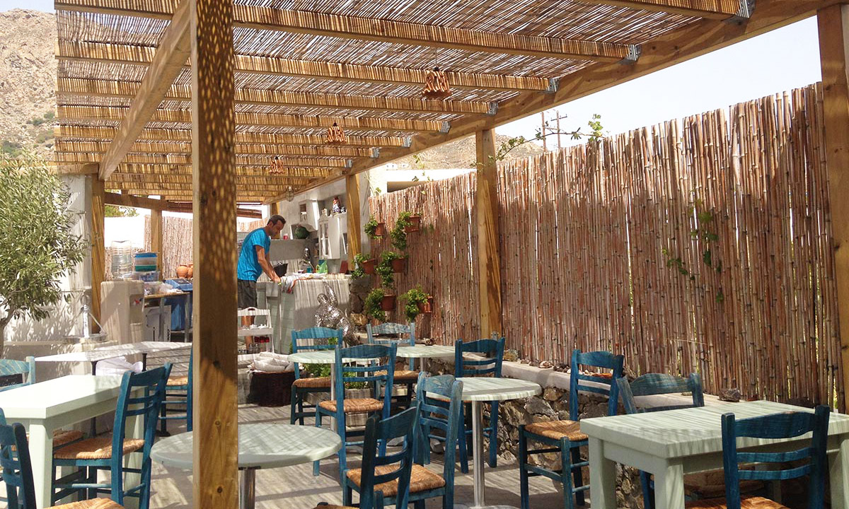 MAROUSSA-breakfast-area