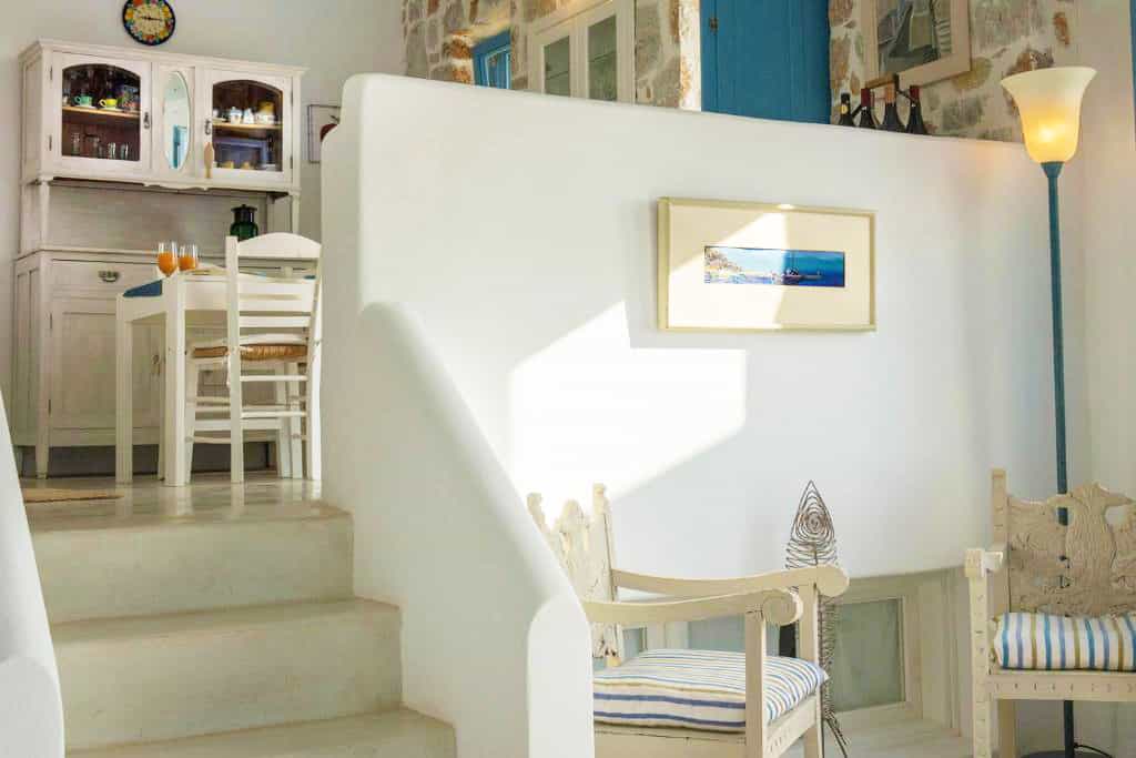 MIKROS-VORIAS-Villa-336205666