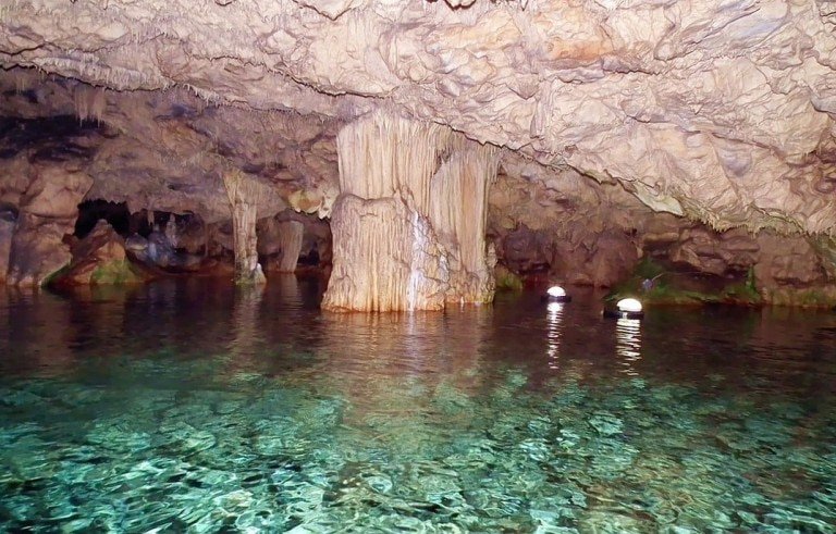 LIMENI-DIROS-Cave