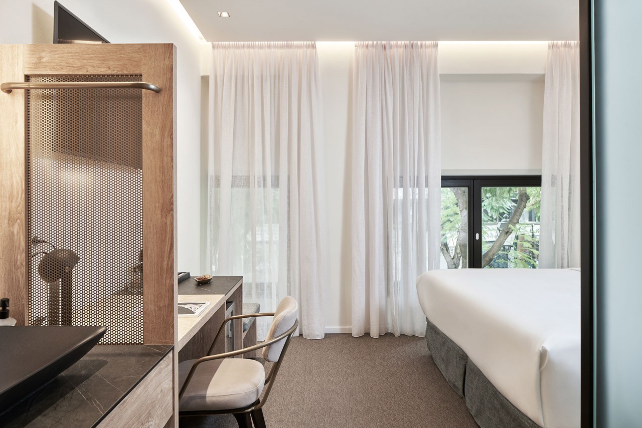 NLH MONASTIRAKI HOTEL