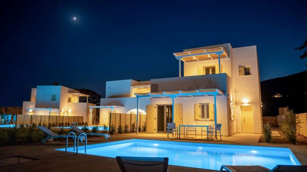 TWIN SUNS Villa a Paros