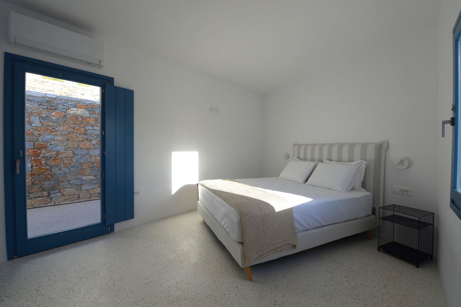 90 SKALIA Villa a Sikinos