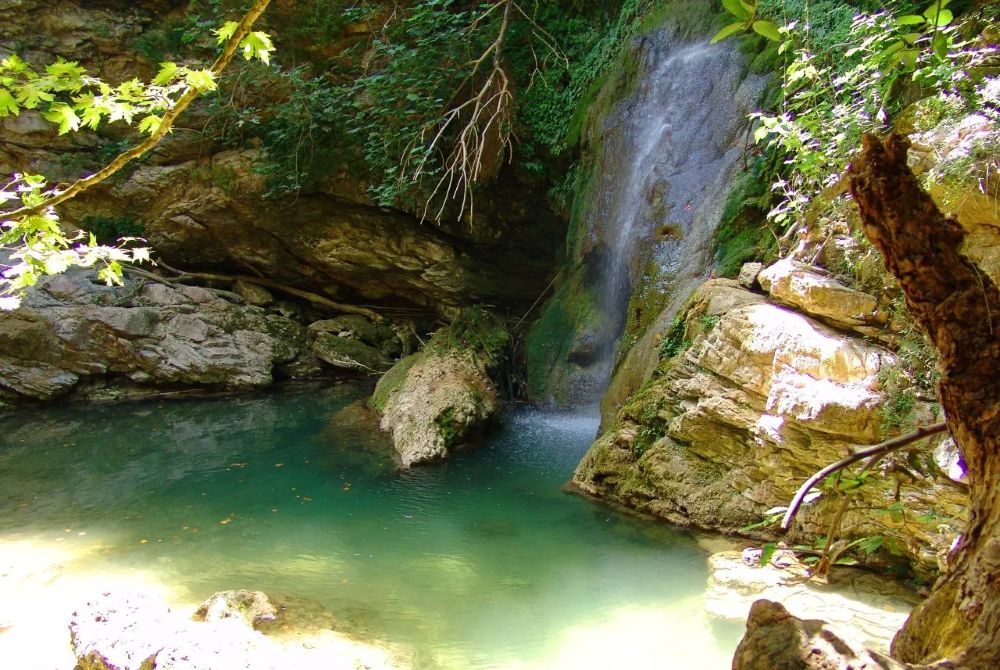 KYTHIRA Waterfall
