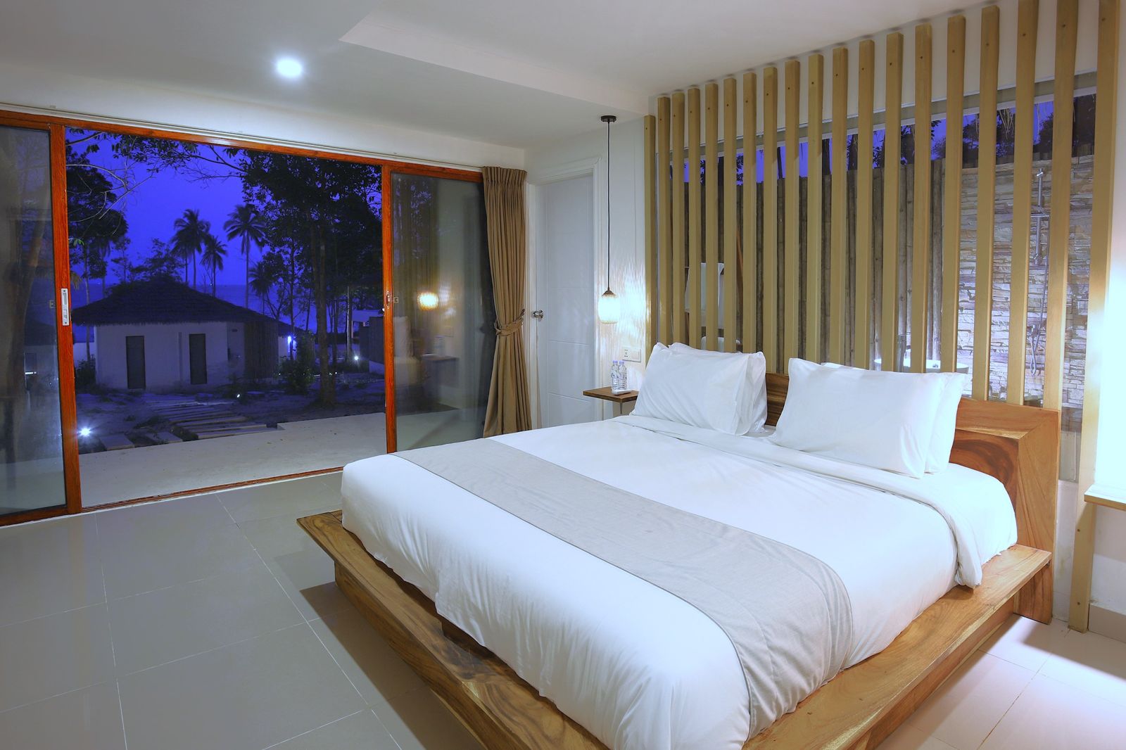 ANAYA KOH RONG