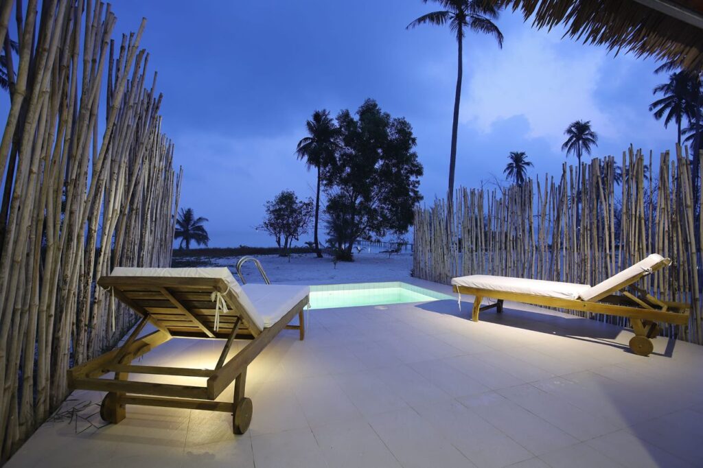 ANAYA KOH RONG
