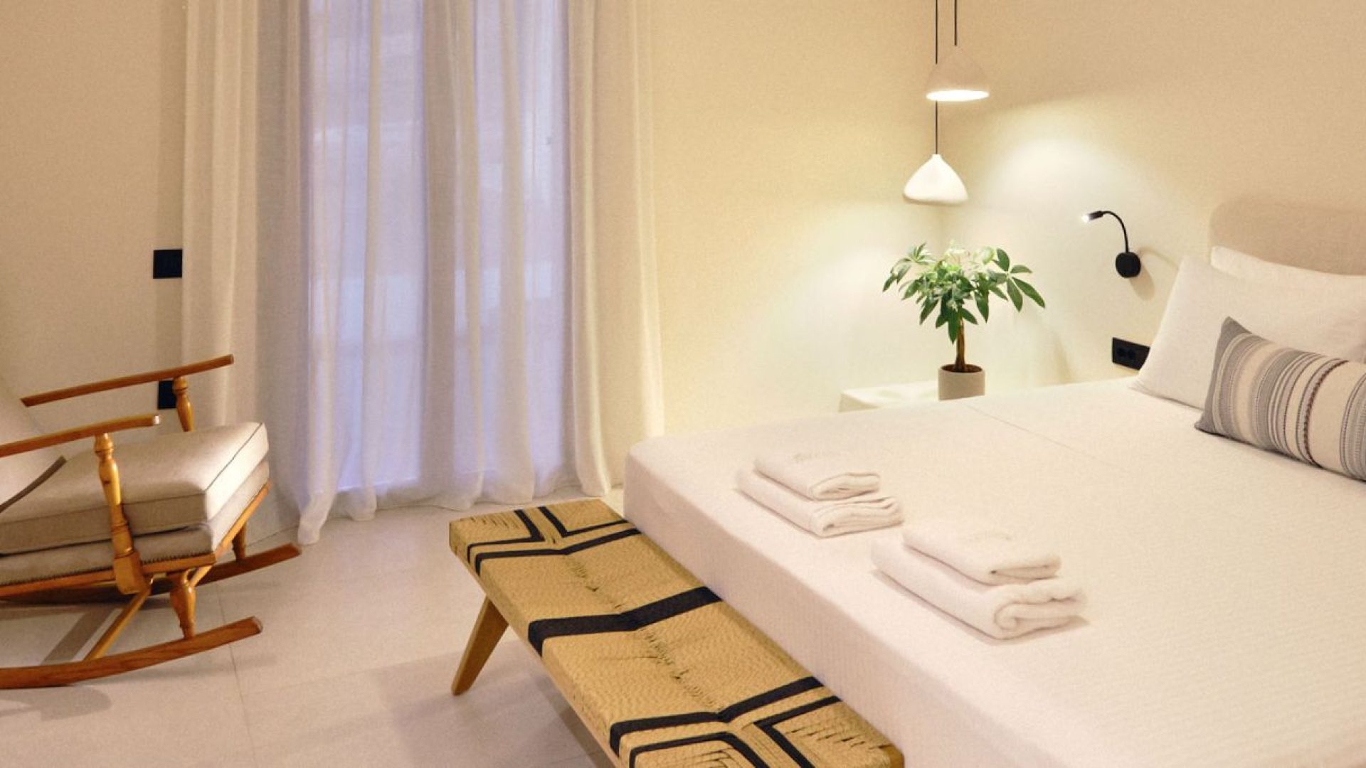 AGAVE Suites a Donousa