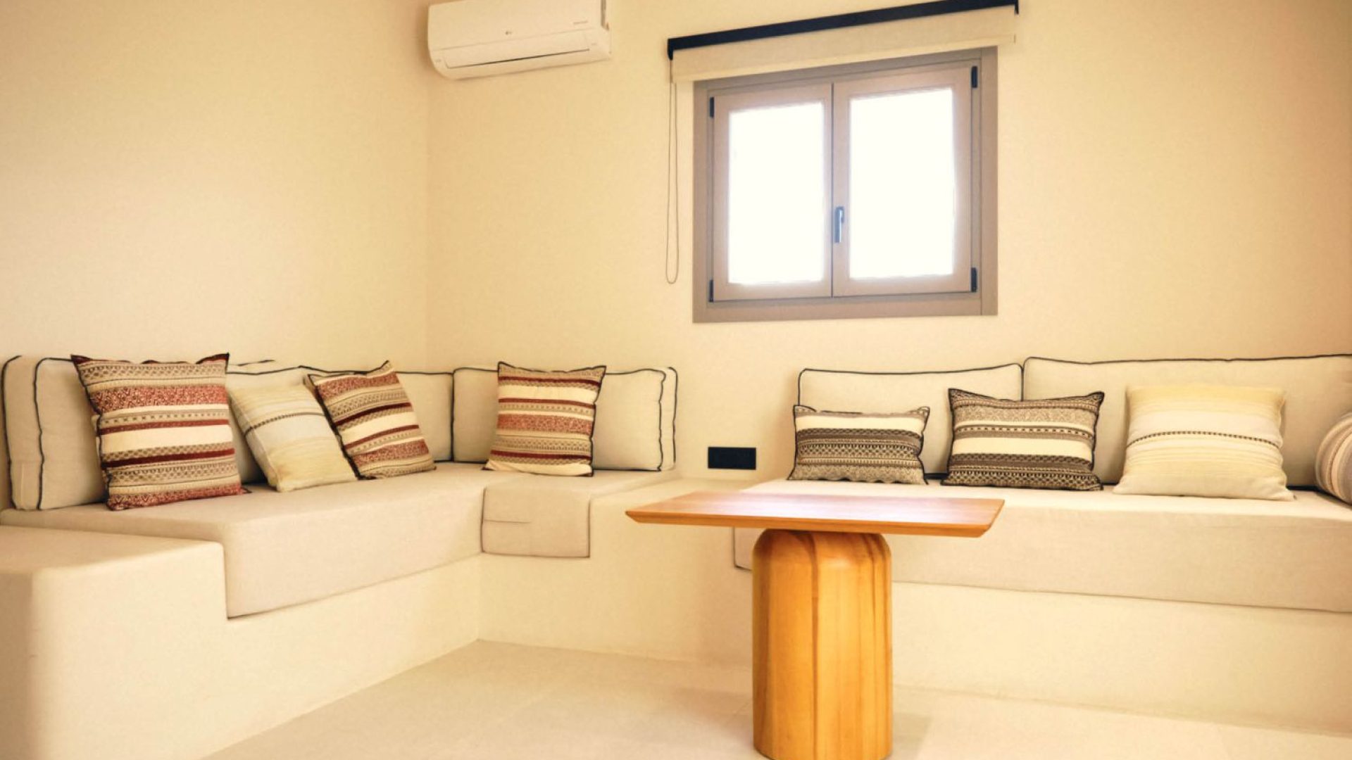 AGAVE Suites a Donousa