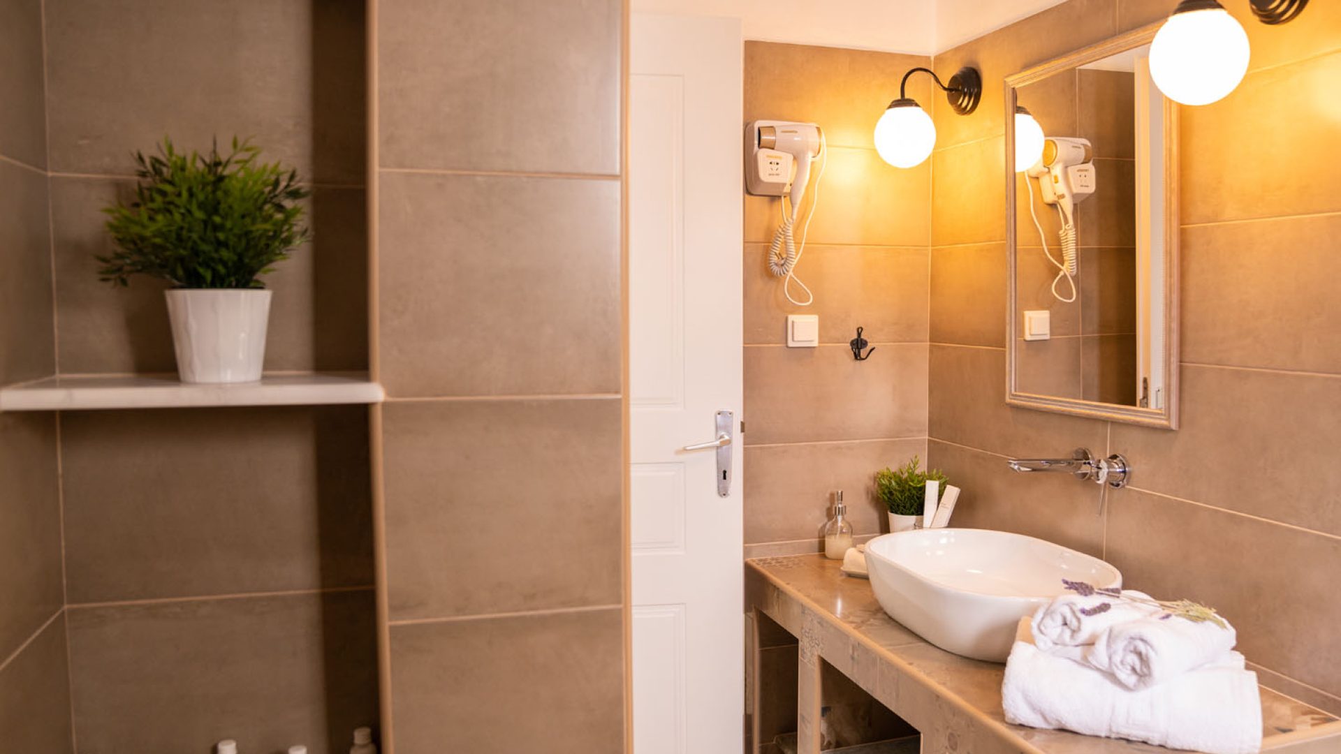 AMMOS SIFNOS VILLAGE Hotel e appartamenti a Sifnos