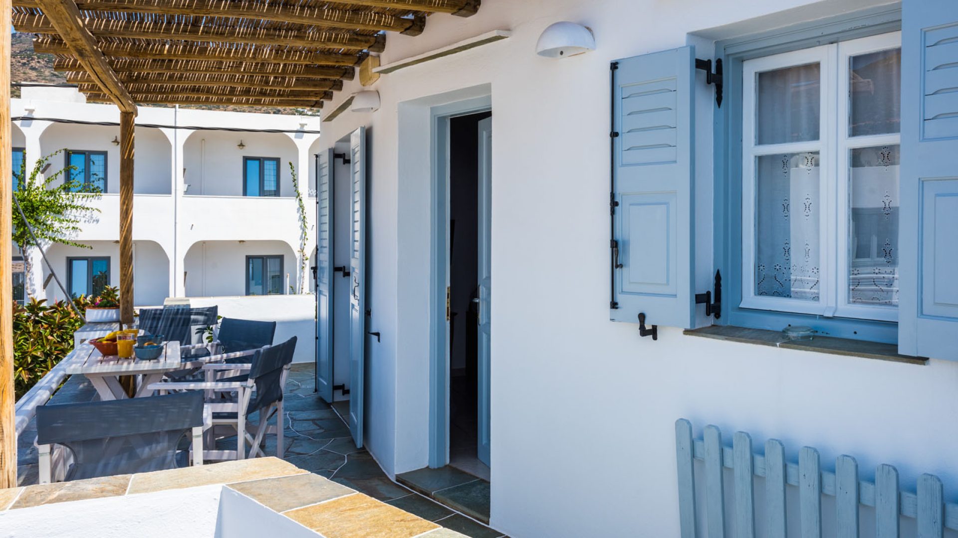 AMMOS SIFNOS VILLAGE Hotel e appartamenti a Sifnos