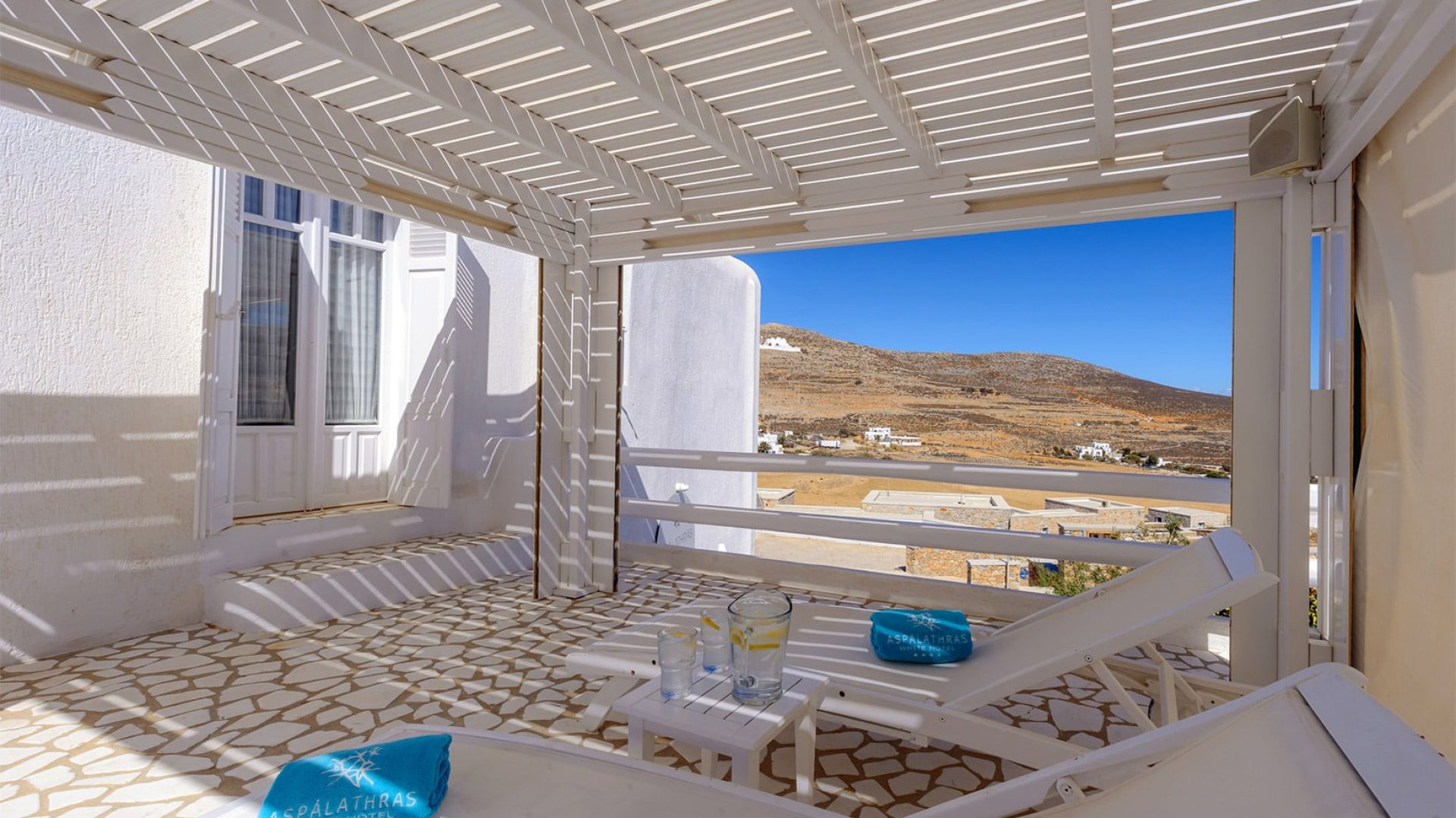 ASPALATHRAS Hotel a Folegandros