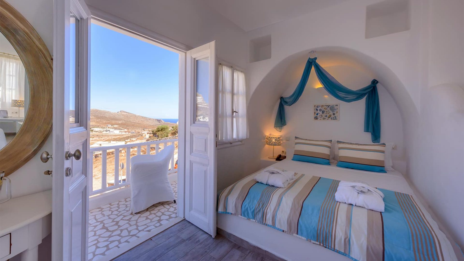 ASPALATHRAS Hotel a Folegandros