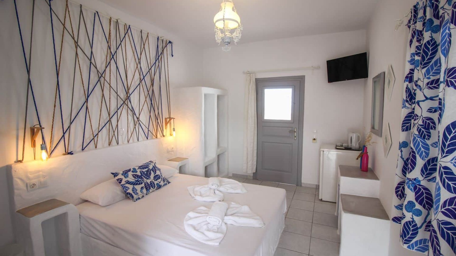 CAMARES Guest House a Sikinos
