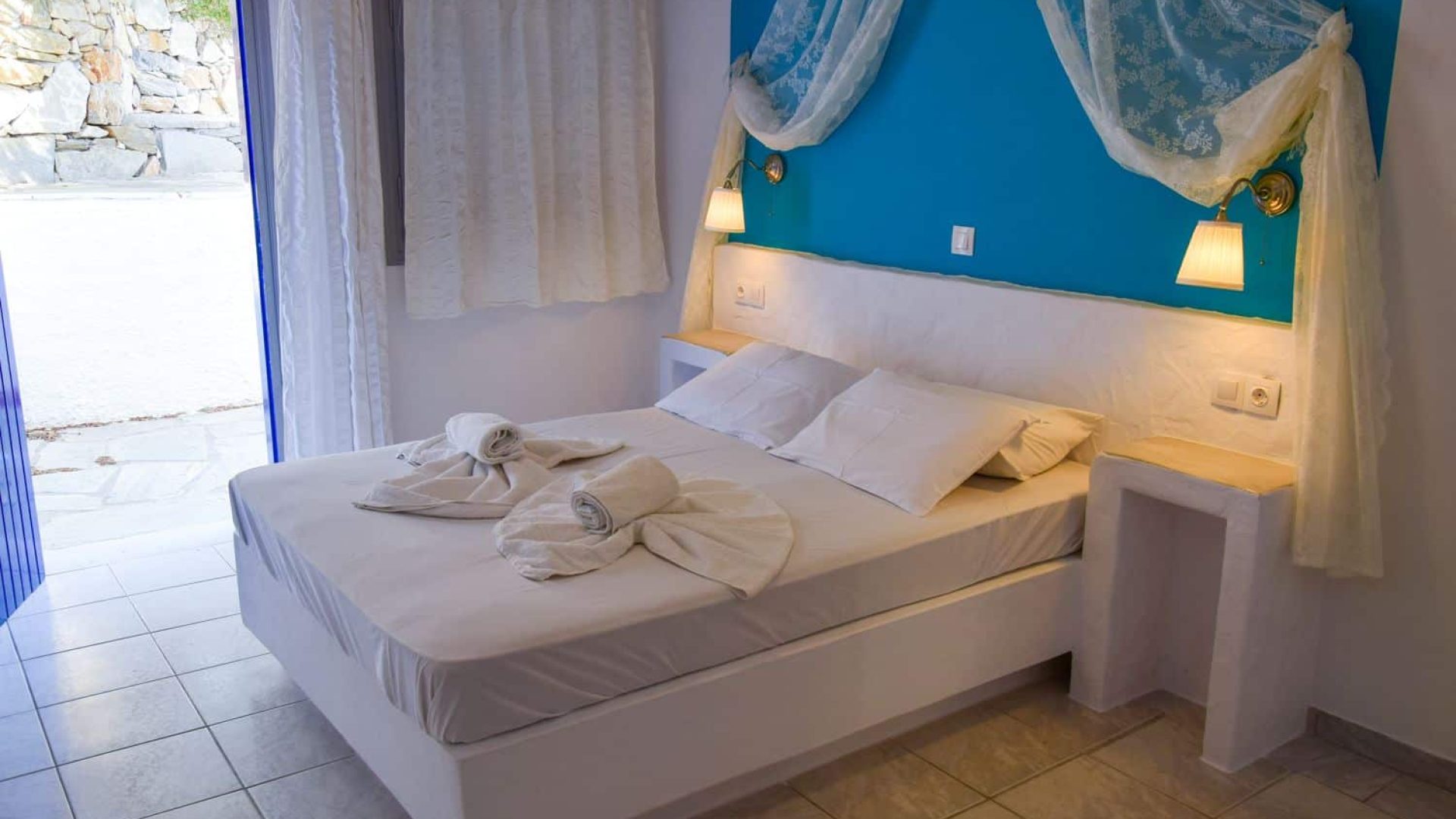 CAMARES Guest House a Sikinos