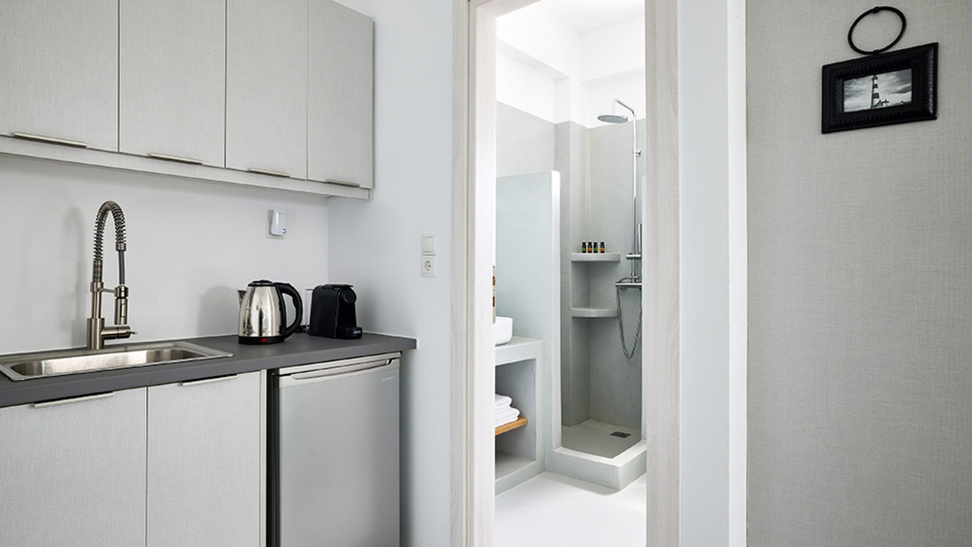 IANEMI SUITES a Kythnos