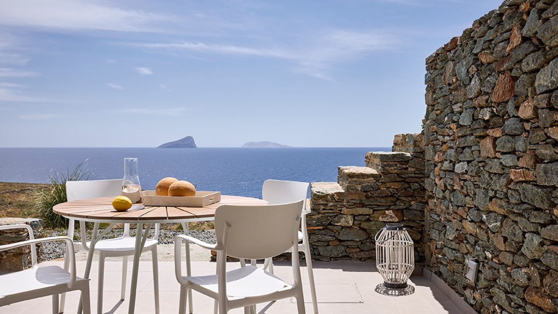 IANEMI SUITES a Kythnos
