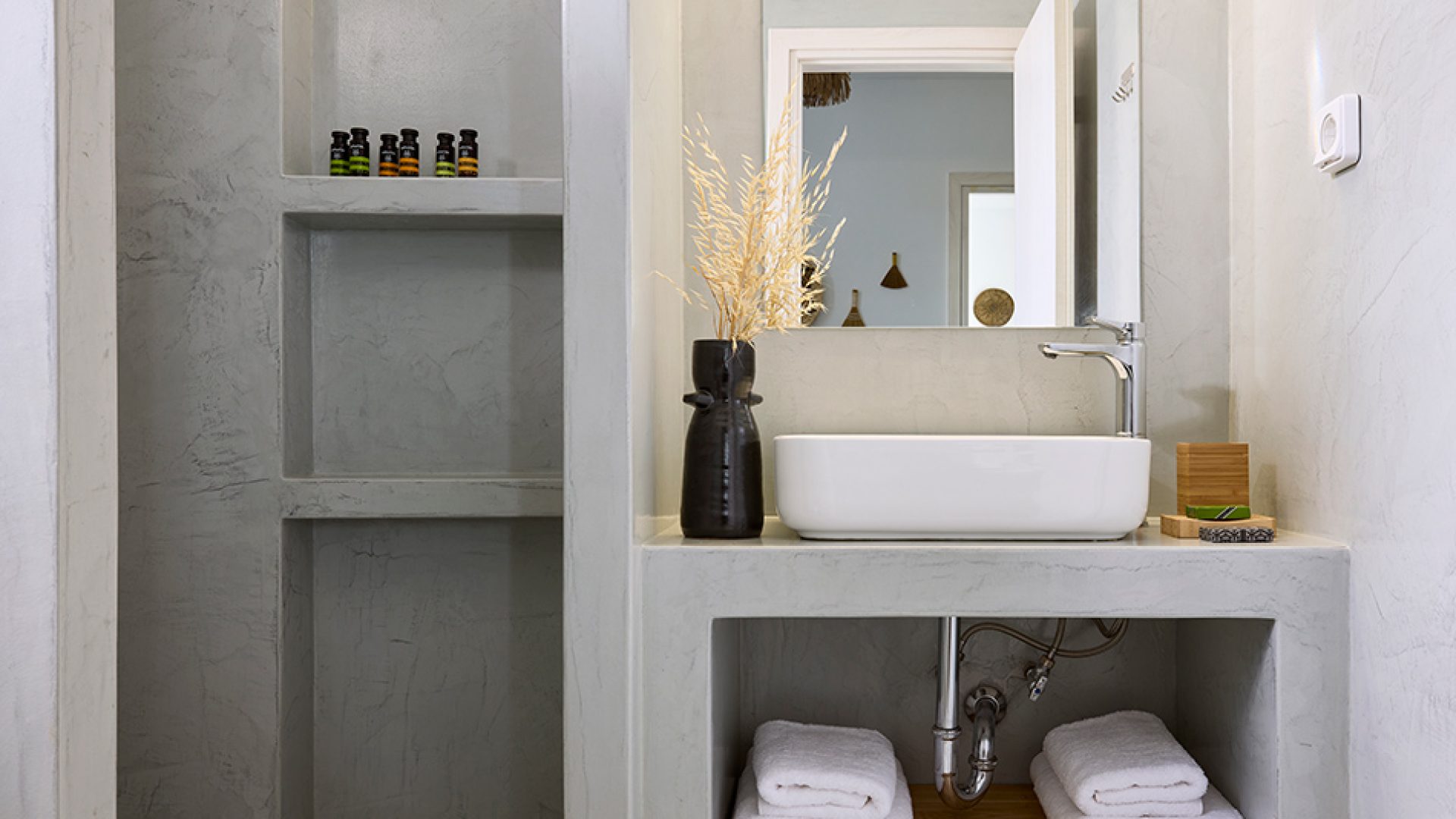 IANEMI SUITES a Kythnos