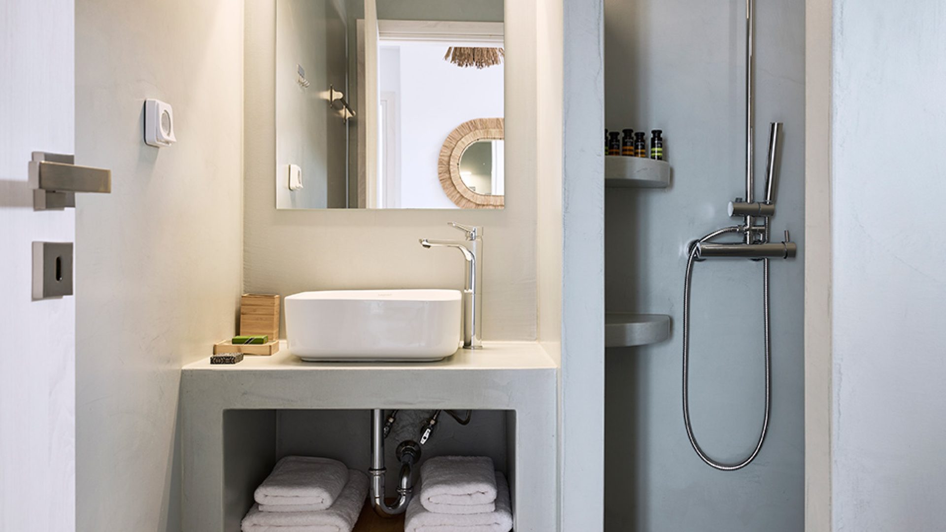 IANEMI SUITES a Kythnos