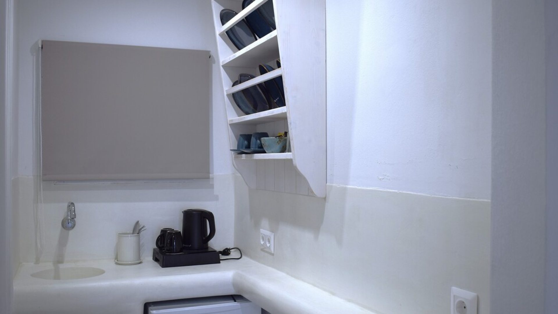 KALAMITSI Camere a Kimolos