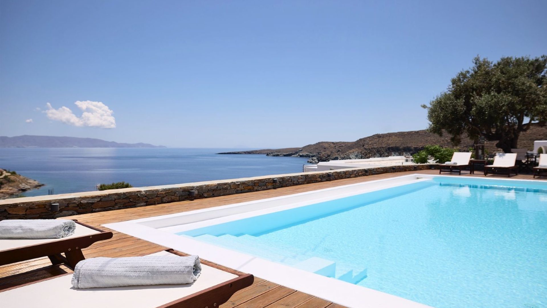 KANALA STUDIOS a Kythnos