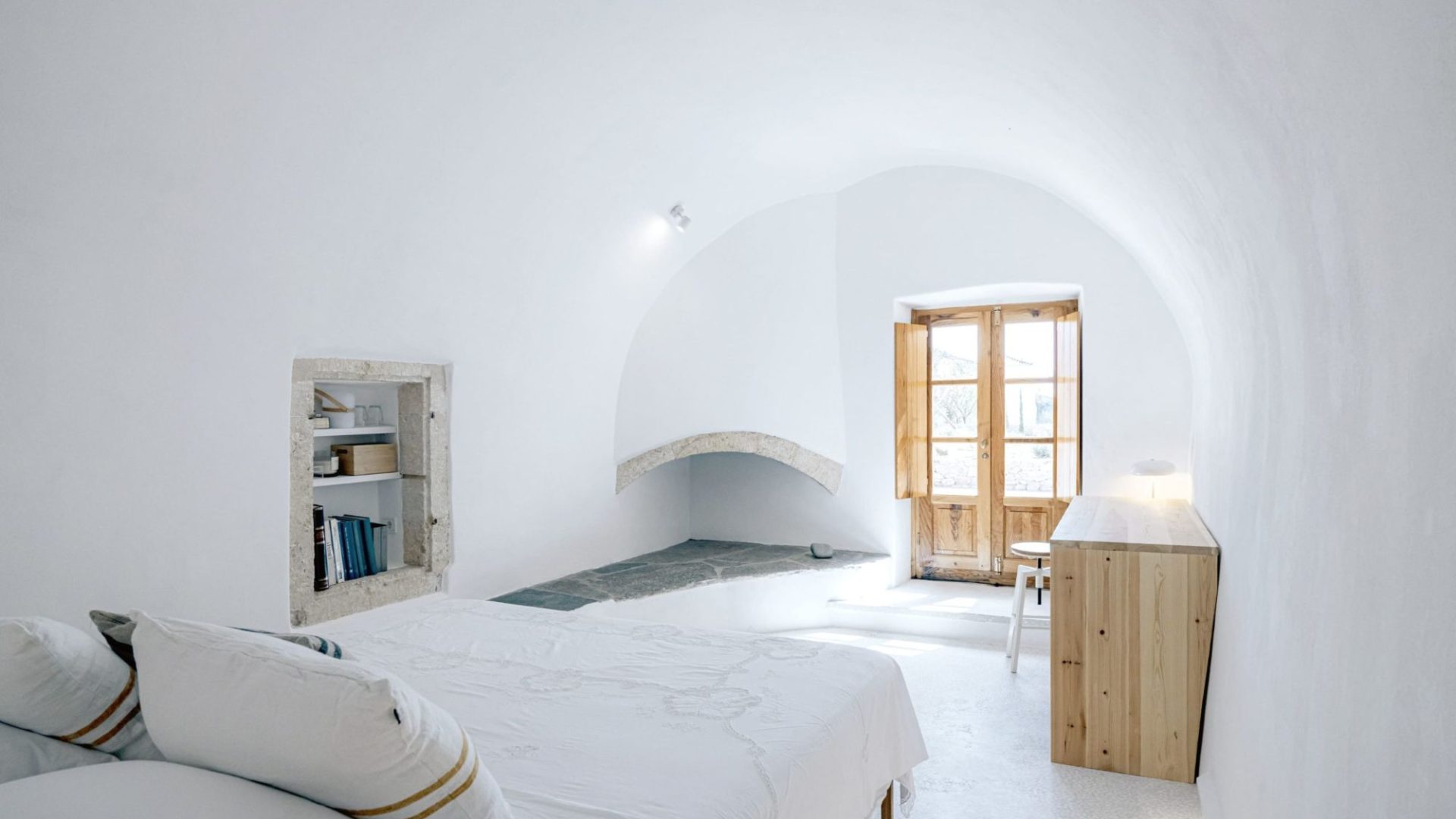 KOMBONADA Bedrom 1 3