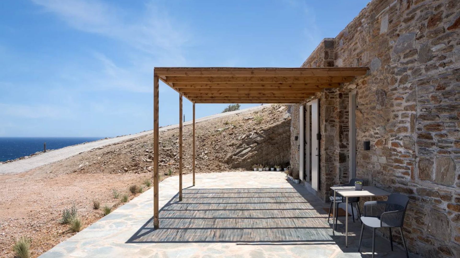 KYTHEA SUITES a Kythnos
