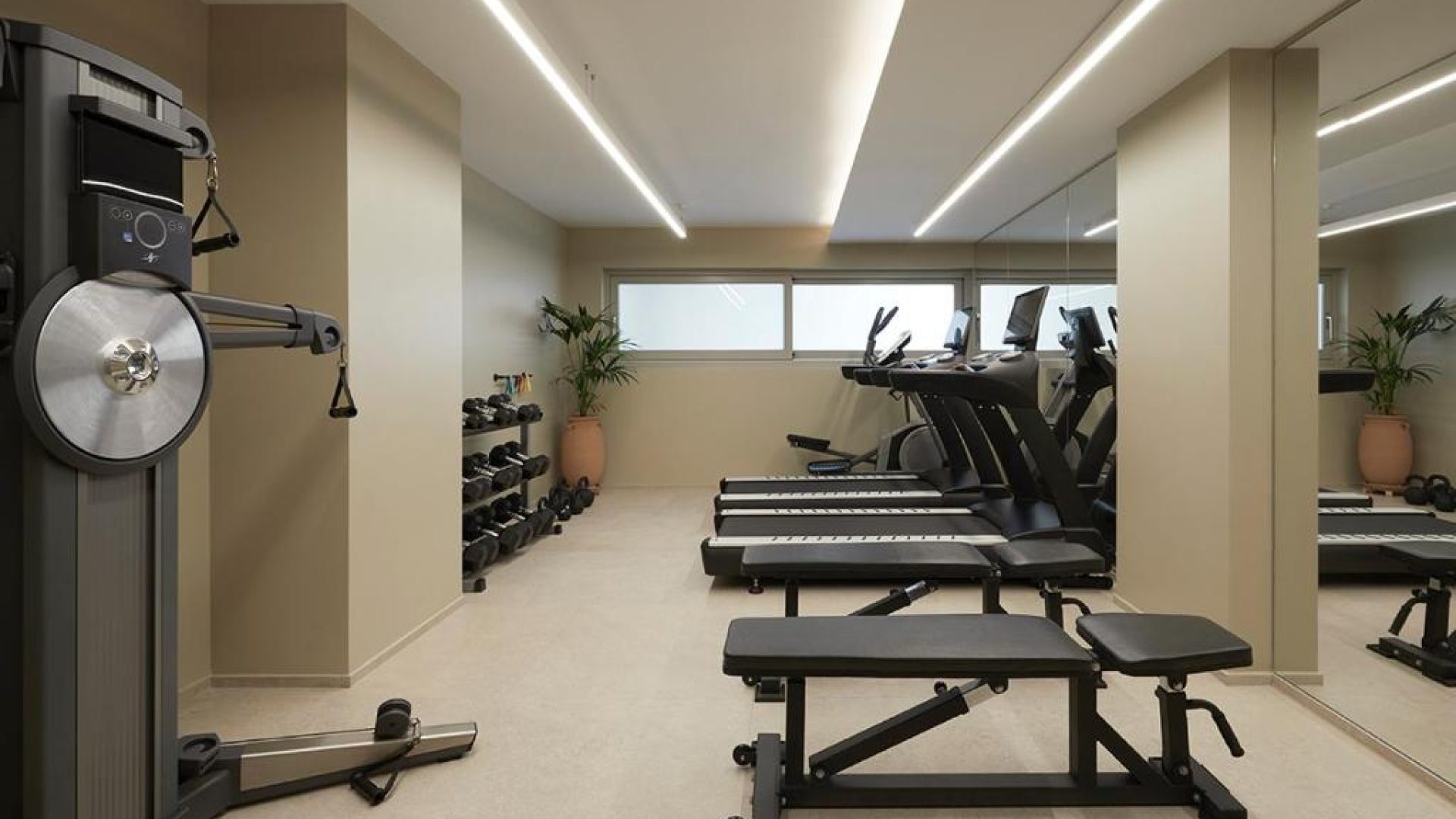 PAROCKS LUXURY HOTEL a Paros