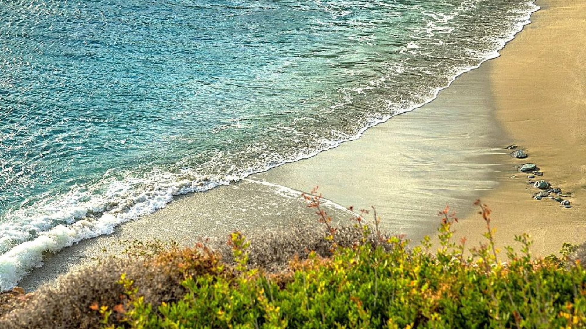 SEAHUGS Camera sulla spiaggia a Folegandros