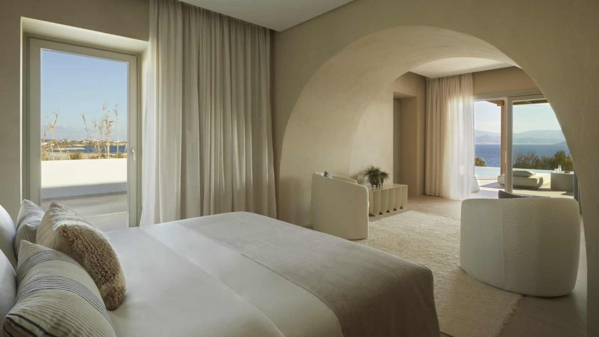 PAROCKS LUXURY HOTEL a Paros
