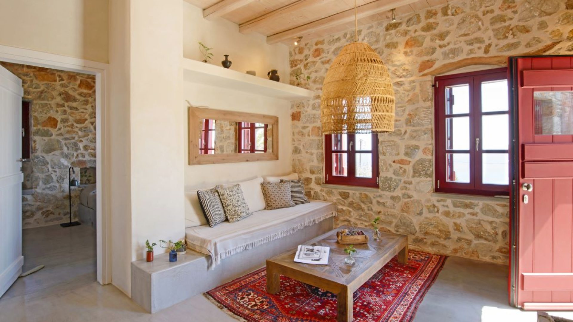 STONE HOUSE 8