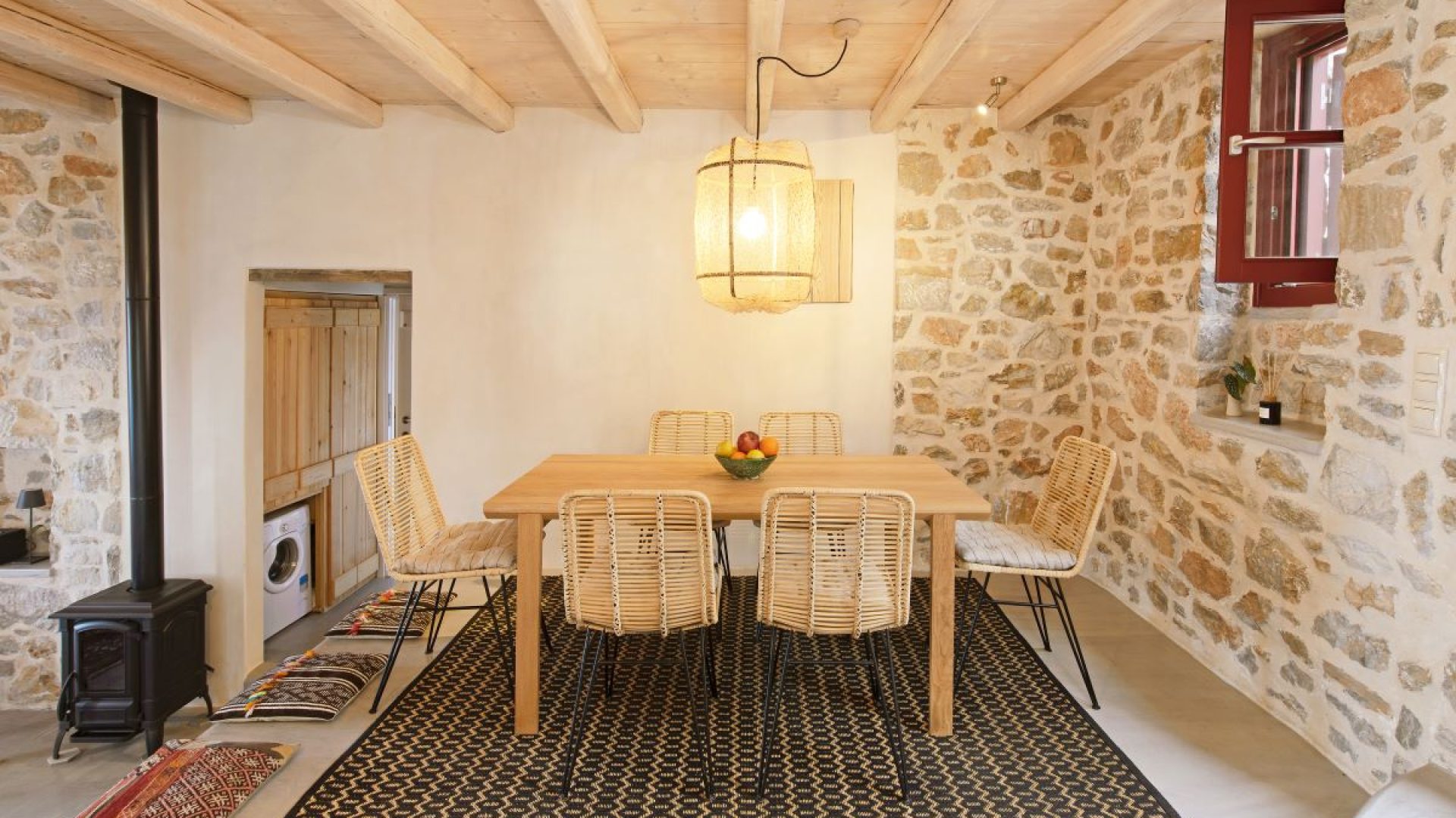 STONE HOUSE 9