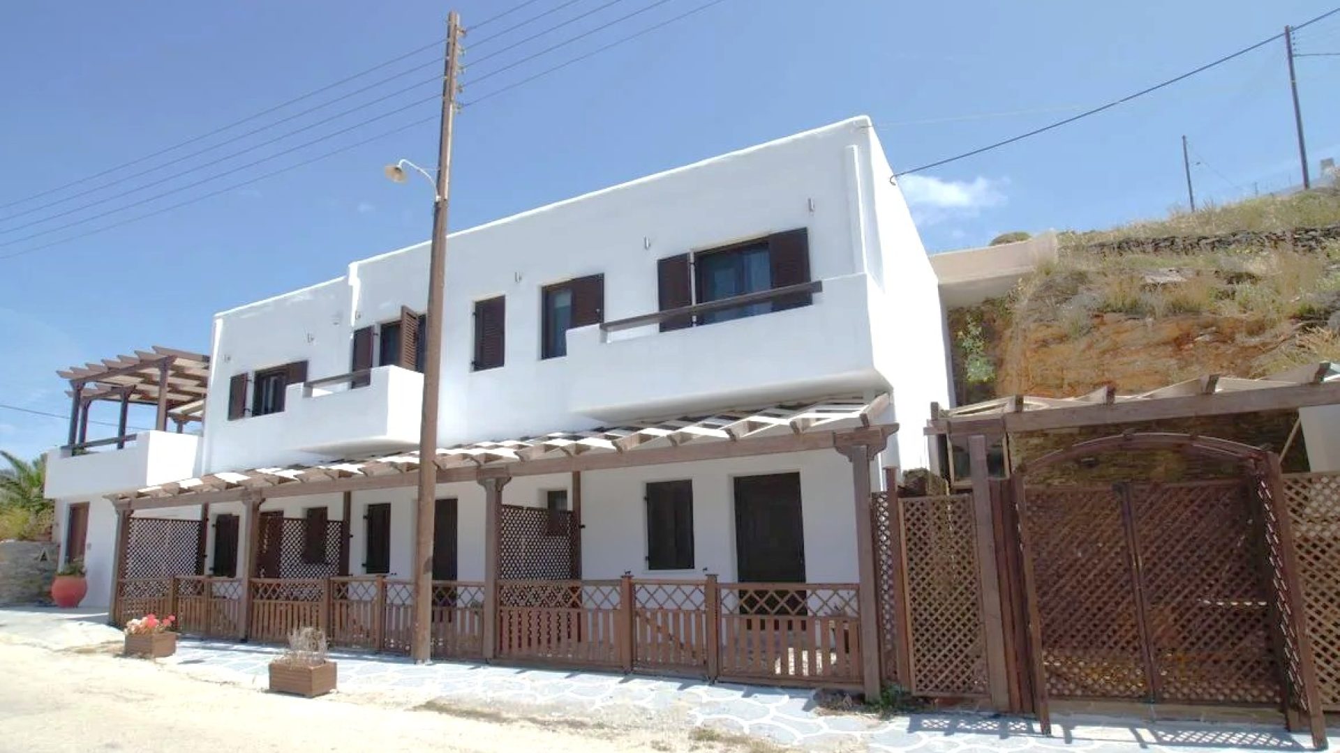 TZAMAROS STUDIOS a Kythnos