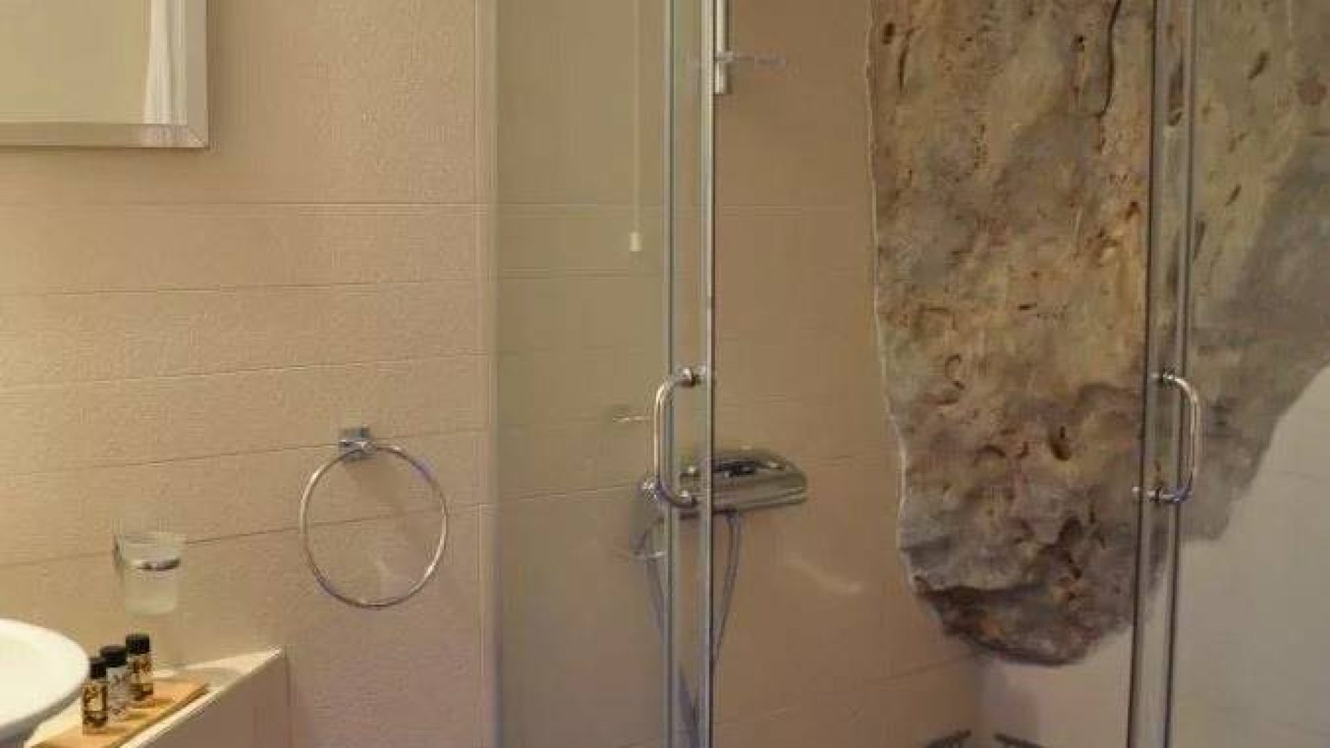 VRAHOS Boutique Hotel a Folegandros