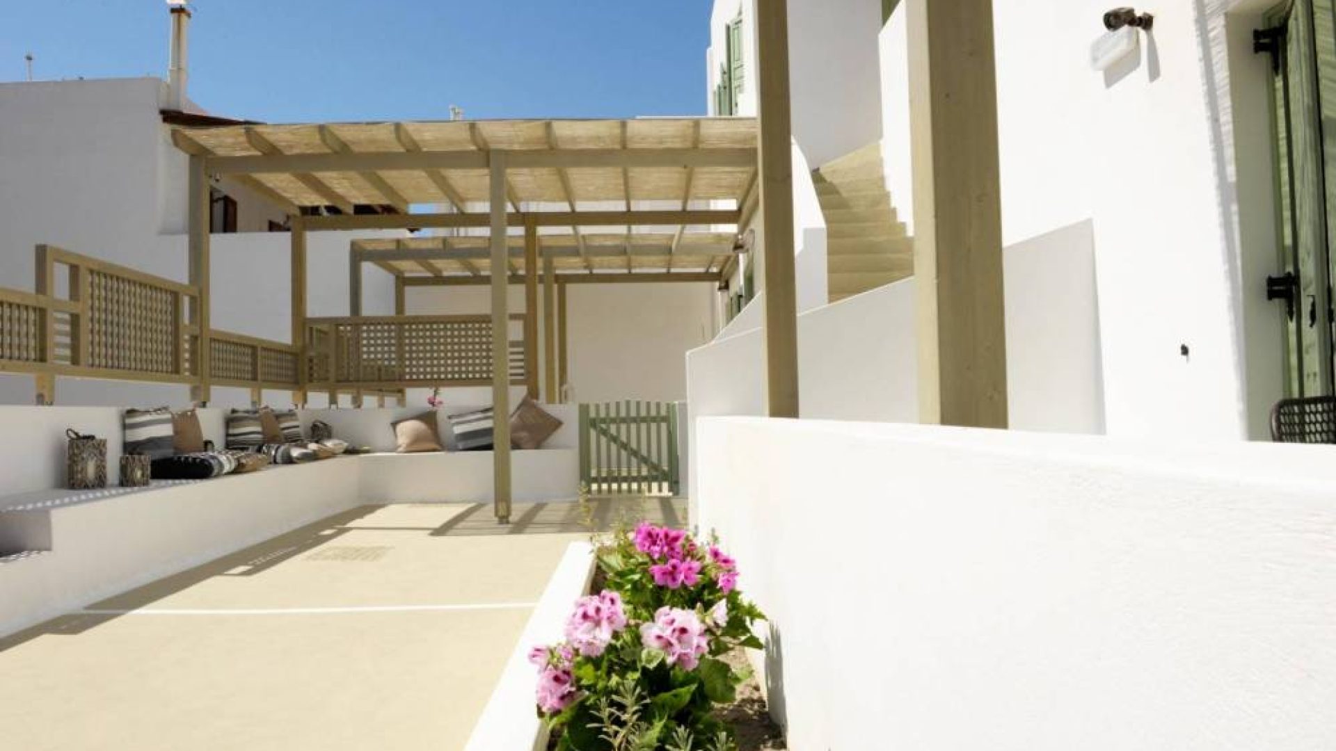 ALMYRIS Hotel a Milos