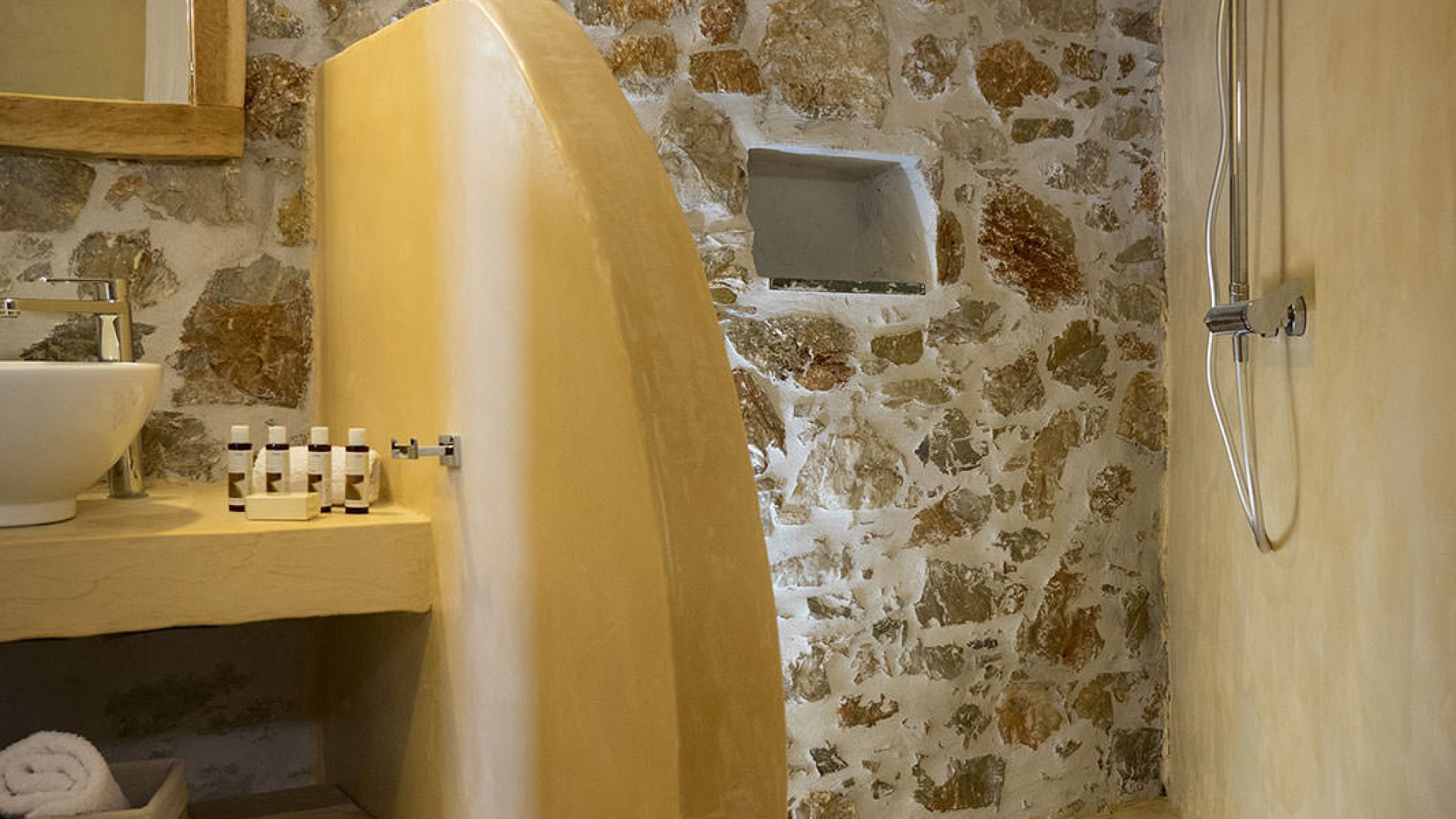 Mìkros Voriàs MAISTROS villino a Folegandros